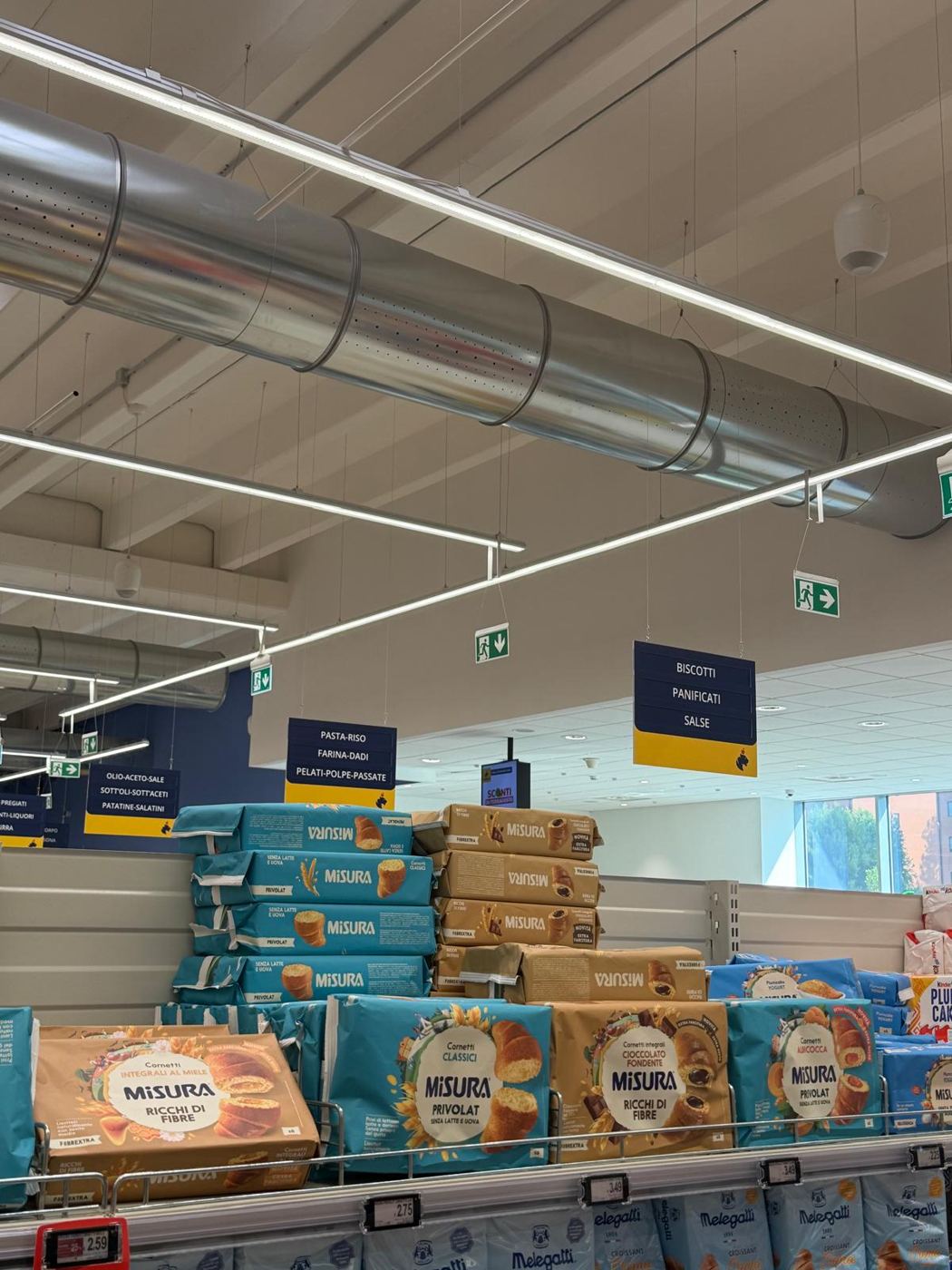 Linee di illuminazione LED sospese